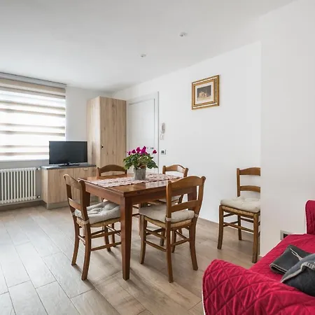 Piccola Cesa Apartment