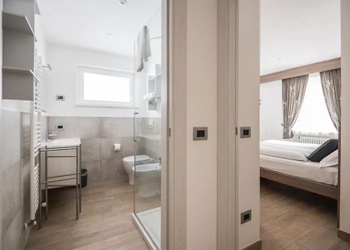 Piccola Cesa דירה *