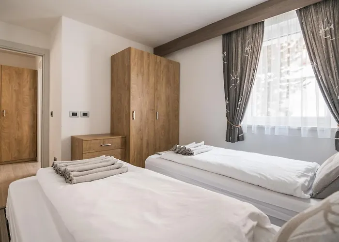 Piccola Cesa * 卡纳泽伊